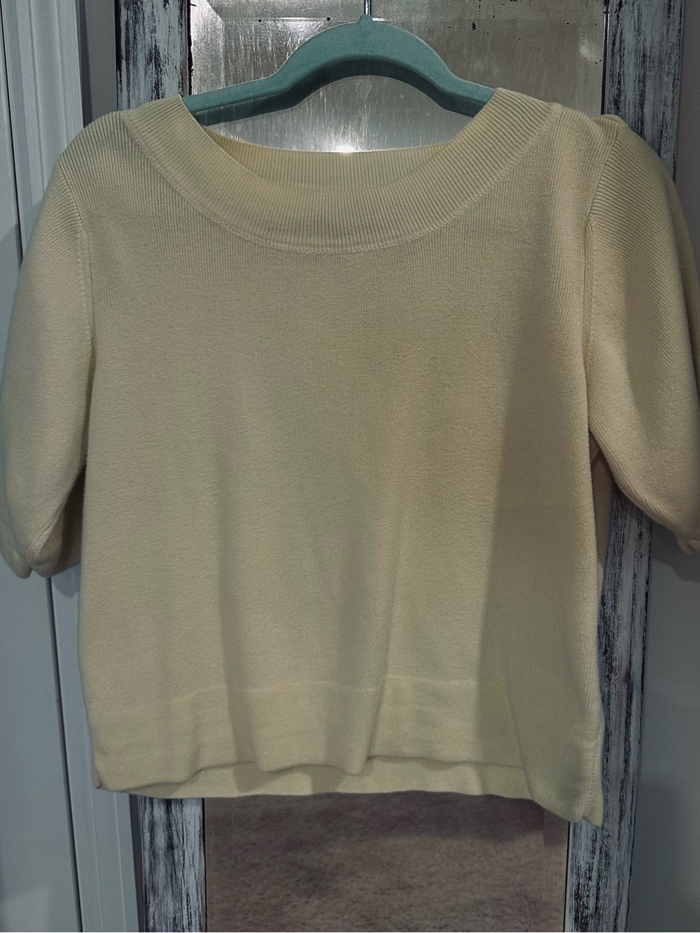 Women’s Butter Yellow Short-Sleeve Knit Sweater